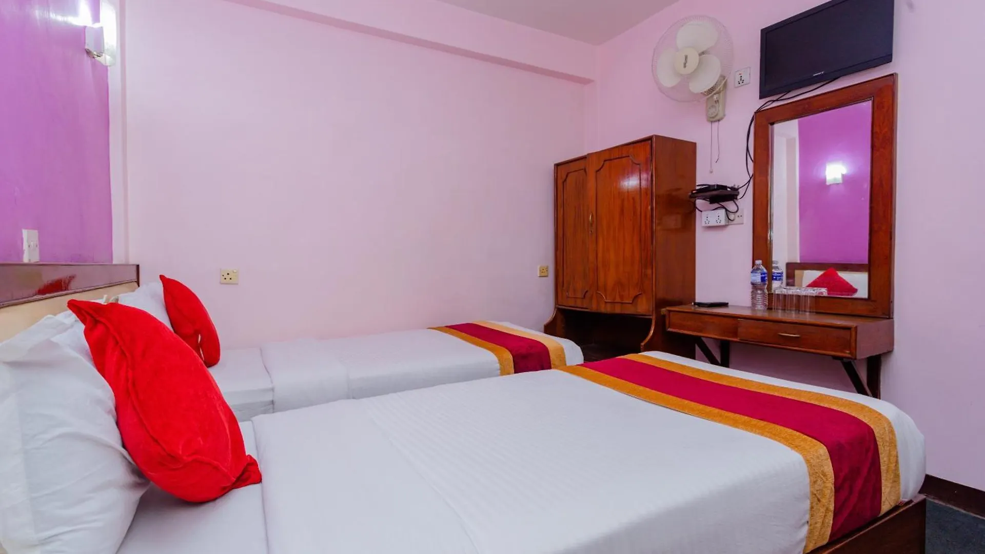 Oyo 802 Hotel Pacific Kathmandu