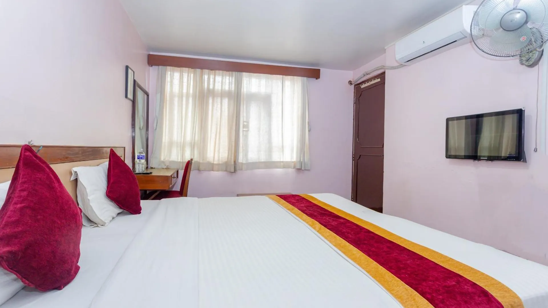Oyo 802 Hotel Pacific Kathmandu 3*,