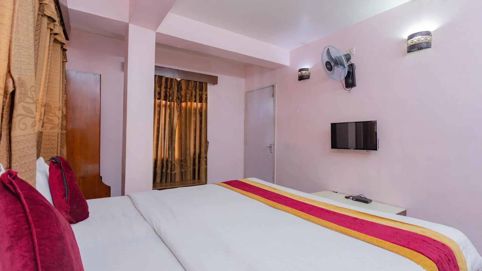 Oyo 802 Hotel Pacific Kathmandu 3*,  Nepal